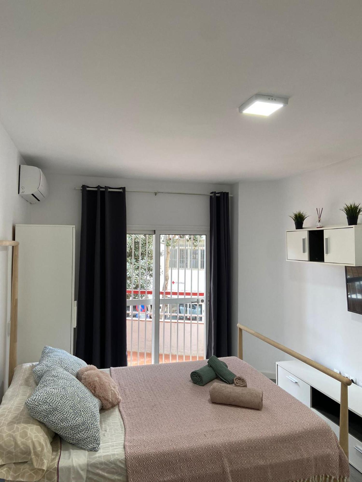 Joan Miro Apartment Torremolinos Luaran gambar